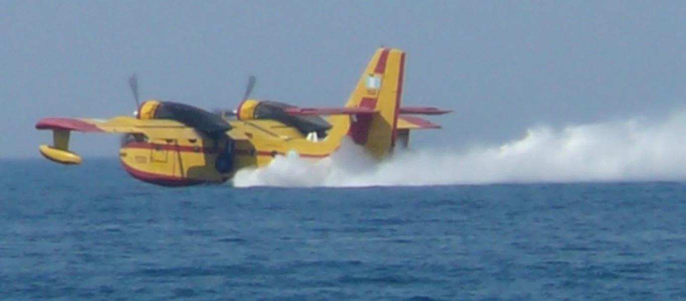 Φωτιά στην Εύβοια: «Το μέτωπο είναι στα 500 μέτρα – Καίγονται περιουσίες»